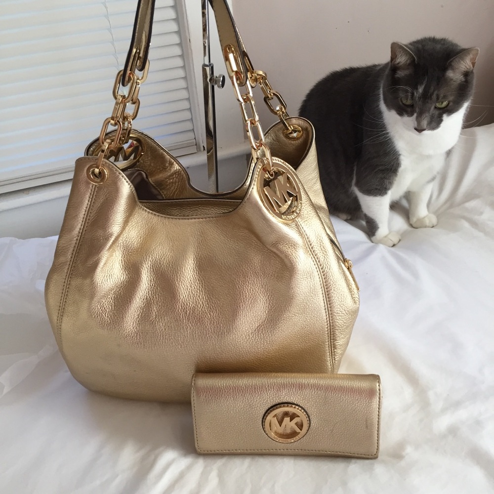 Michael Kors Fulton Pale Gold Large Shoulder Tote